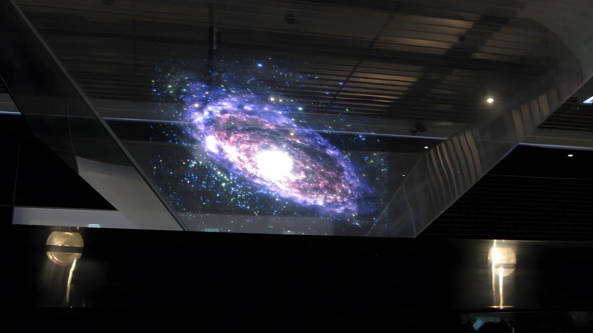 3D全息产品展示，360度全息柜