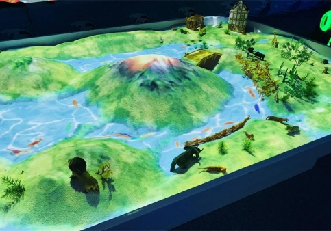 儿童互动投影沙滩：梦幻游戏乐园